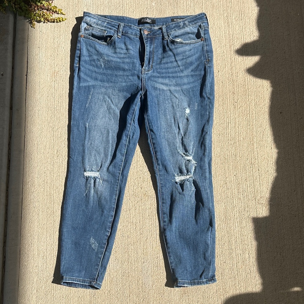 Judy Blue Distressed Skinny Jeans - Classic Blue
